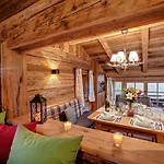 Chalet Highking Gruenegg Dienten am Hochkoenig