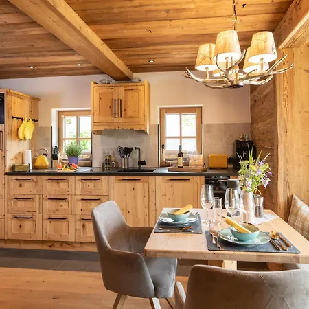 Highking Gruenegg Horská chata