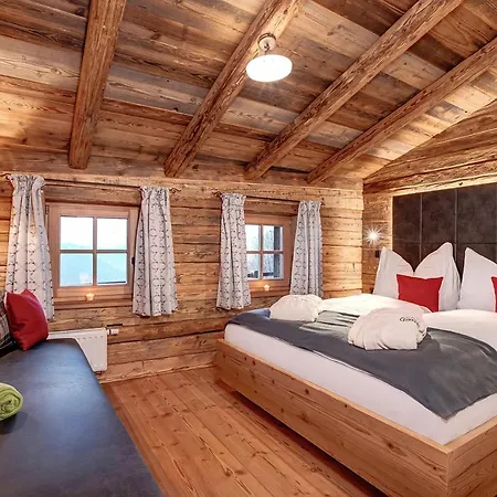 Highking Gruenegg Alpehytte