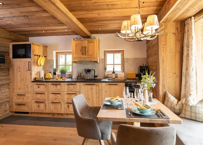 Highking Gruenegg シャレー